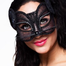 Loup en dentelle Chat de Luxe pas cher | Masque noir élégant femme