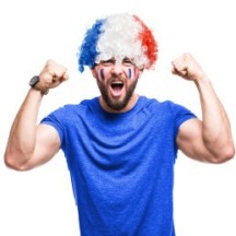 Perruque Bouclée Tricolore Bleu Blanc Rouge - 25945 - Perruques